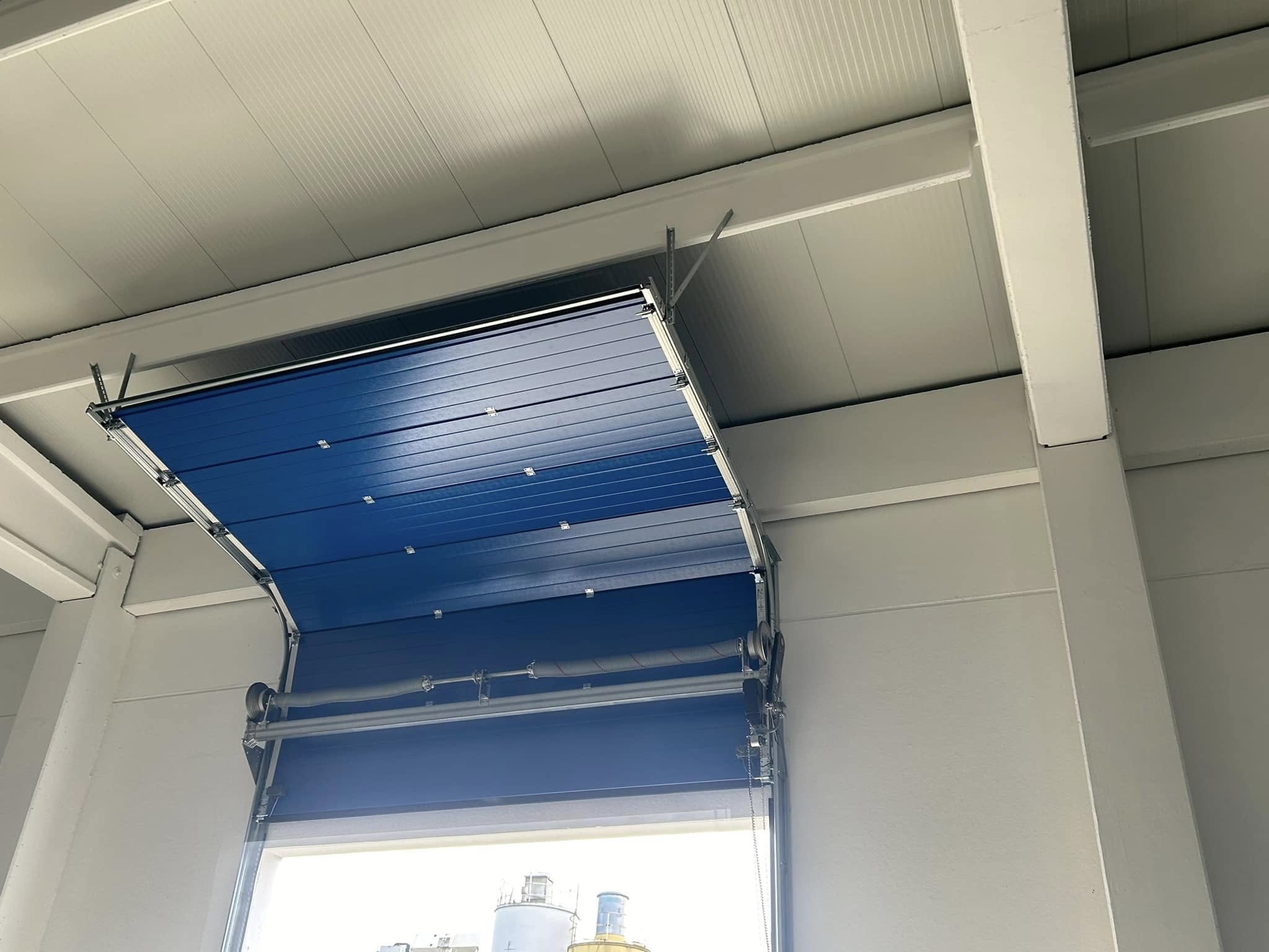 Detalj plave sekcije u podizanju